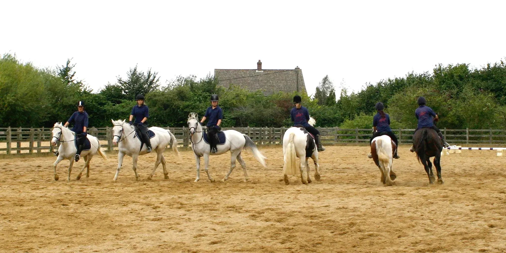 riding1-2000x1000px